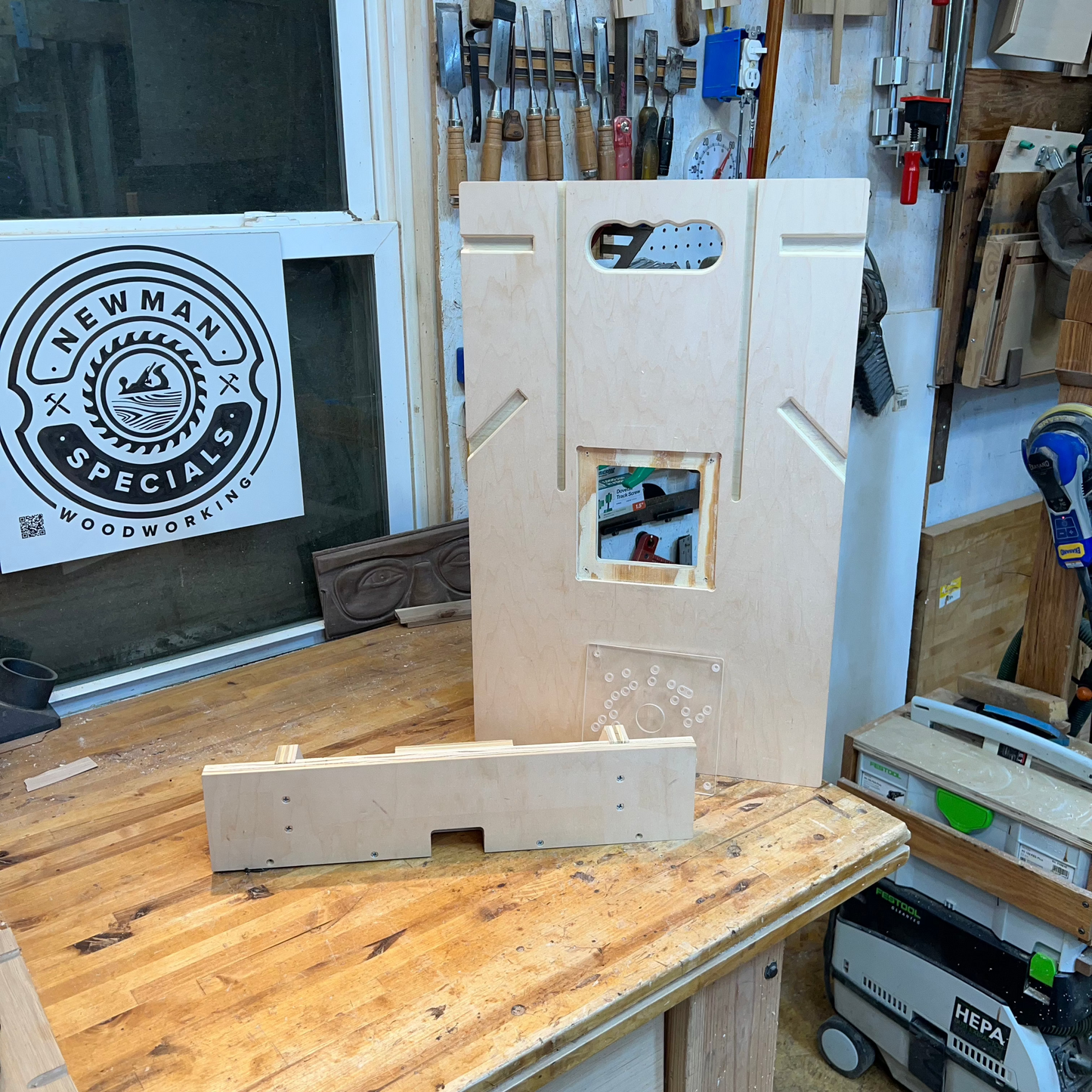 Portable Router Table with Fence & Universal Baseplate