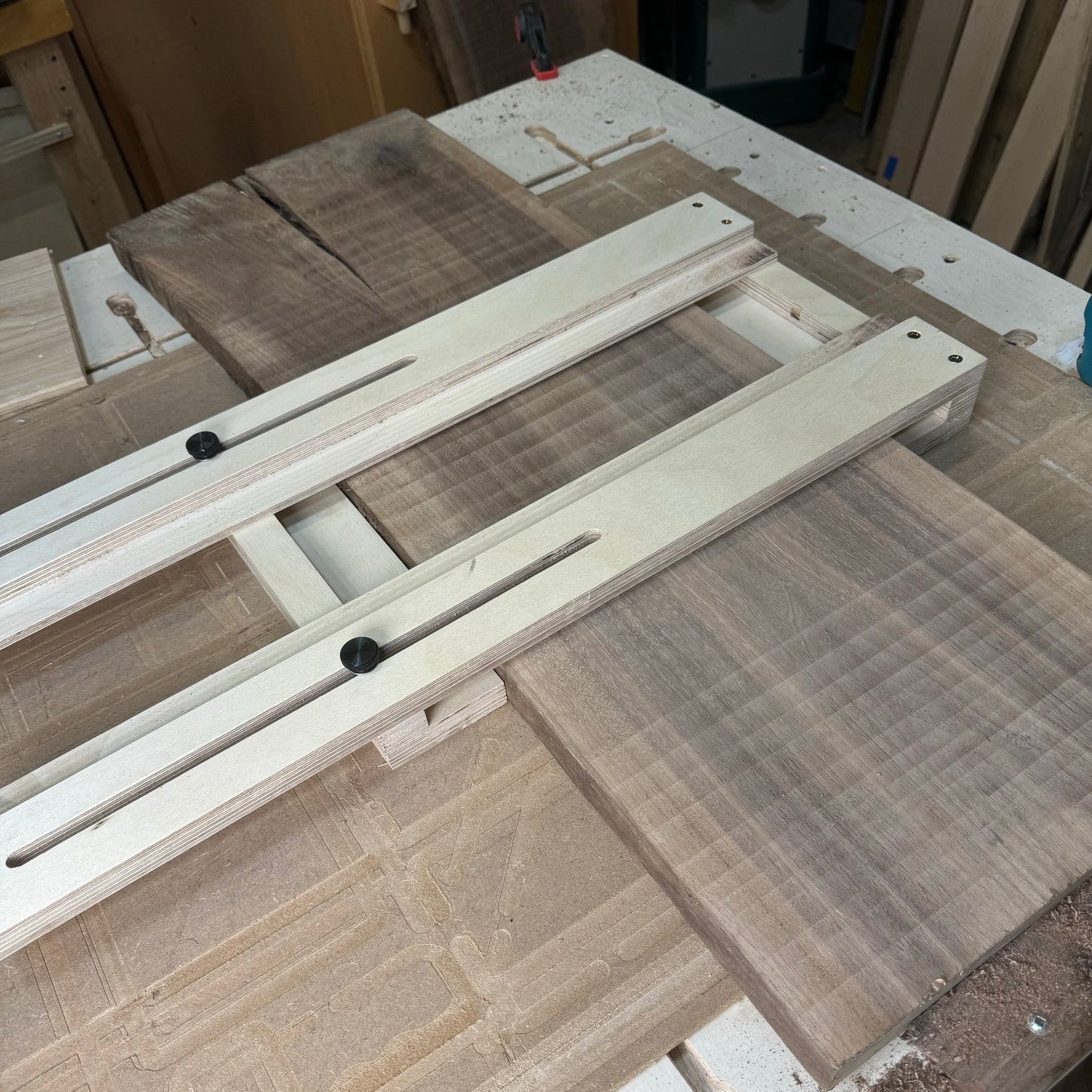 The Big Trim - Router Flattening jig