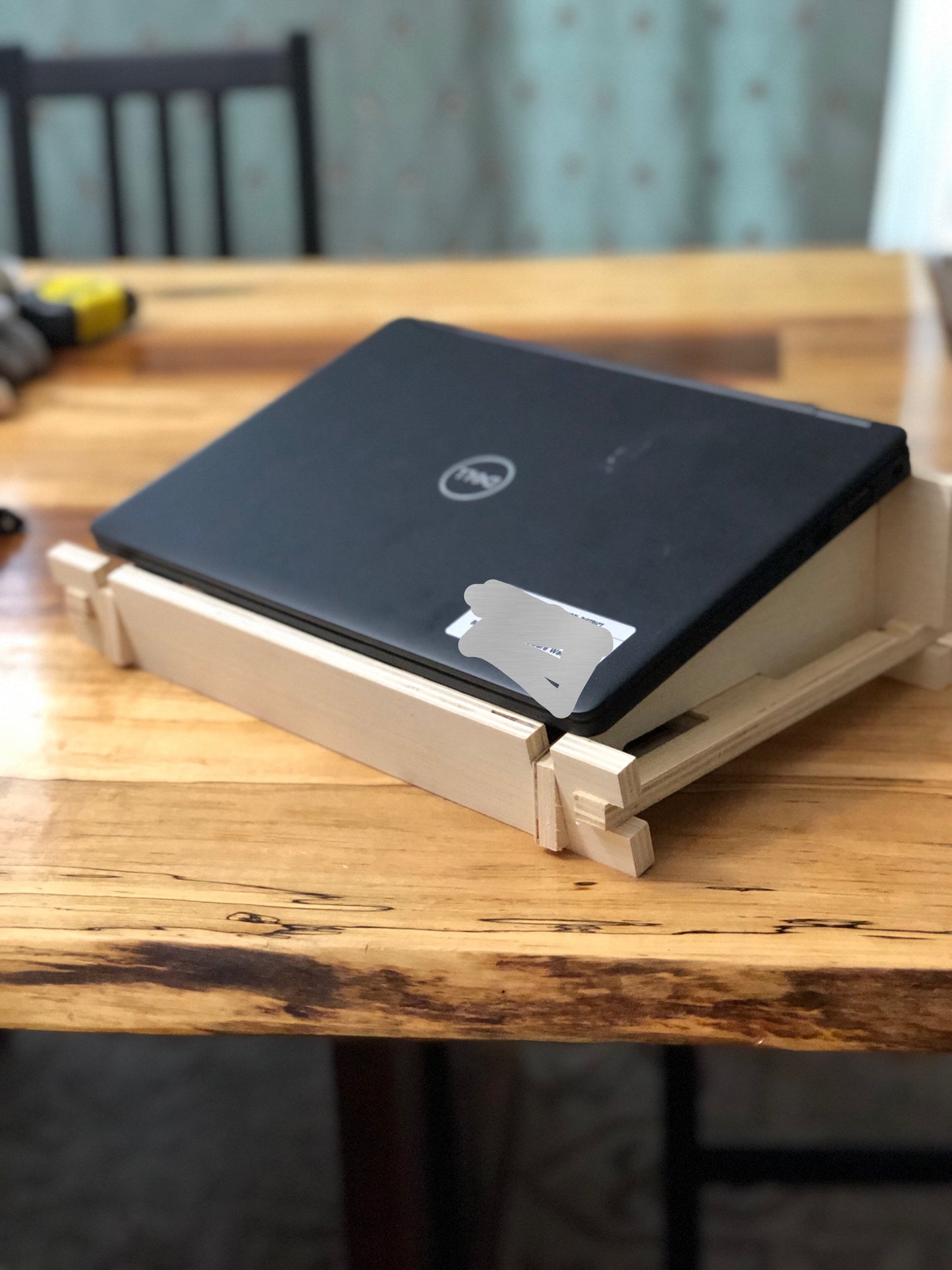 Flatpack laptop stand