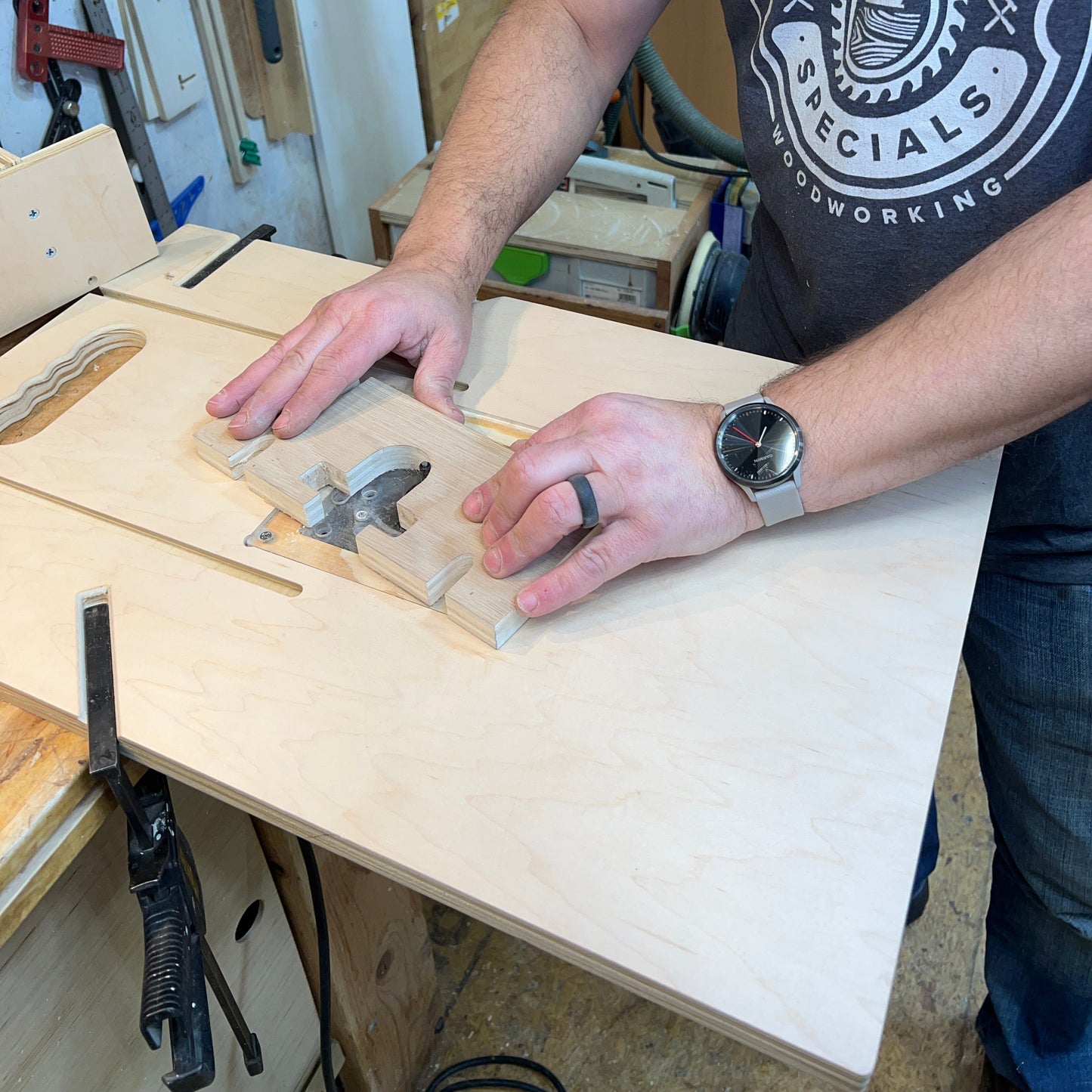 routing using the portable router table